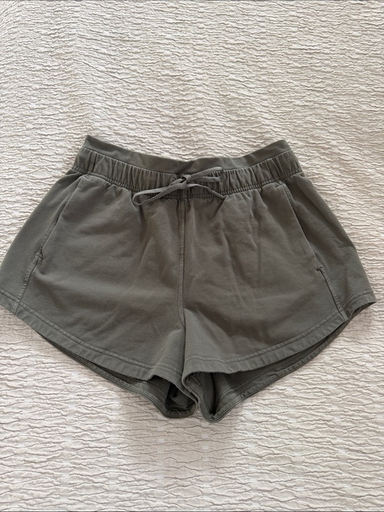 lululemon athletica Pants - lululemon athletica Olive Green Drawstring Athletic Shorts